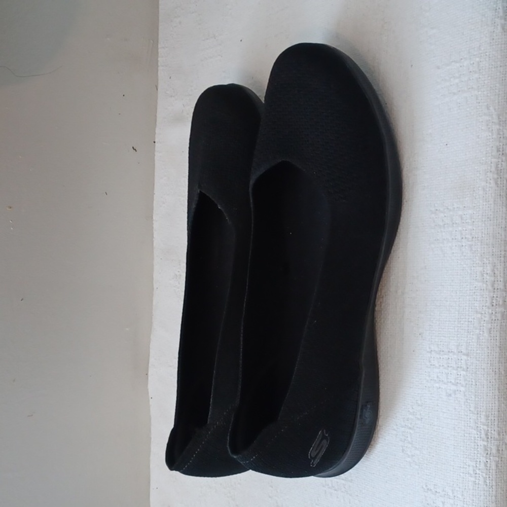 Skechers Goga Mat Black Slip on Shoes Size 12 - Picture 2 of 5
